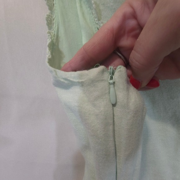 Laura Ashley Light Green V Neck Button Front Maxi Dress Size 2 - Picture 3 of 9